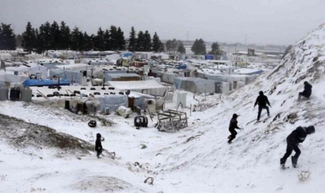دست کم ۱۵ آواره سوری از فرط سرما جان دادند 